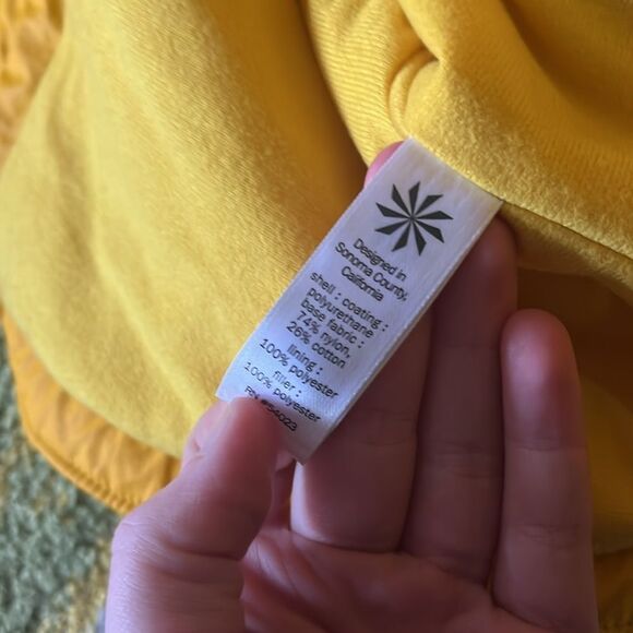 ATHLETA ROCKVIEW VEST SIZE MEDIUM - Picture 10 of 10